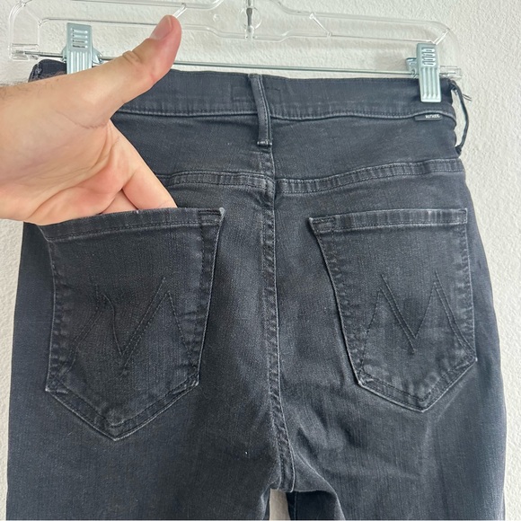 MOTHER Insider Crop Step Fray Jeans in Not Guilty Size: 27 - Picture 10 of 12